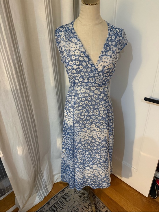 Urban Outfitters Dresses & Skirts - Urban Outfitters Blue and White Floral Wrap Midi Dress